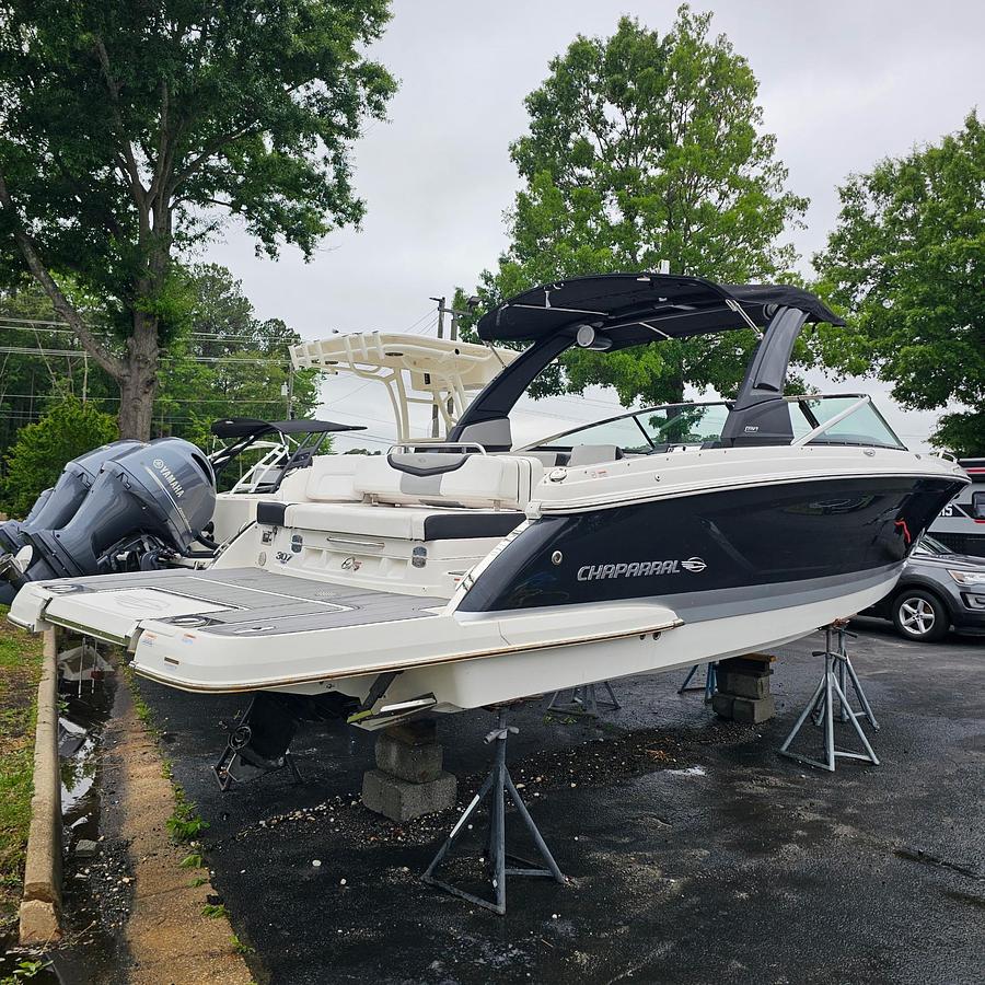 Used 2021 Chaparral 307 SSX