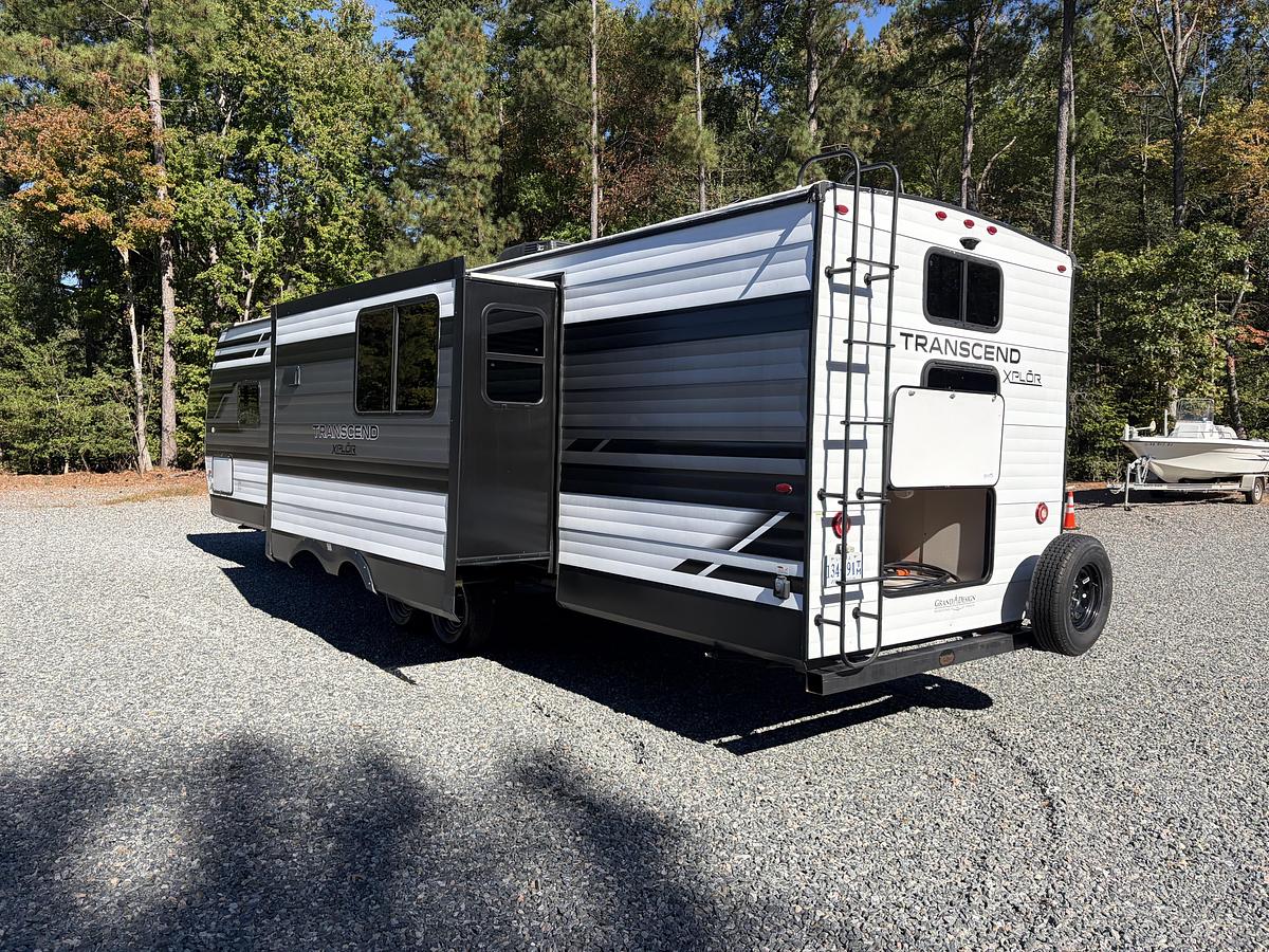 Used 2022 Grand Design Transcend Xplor 297QB