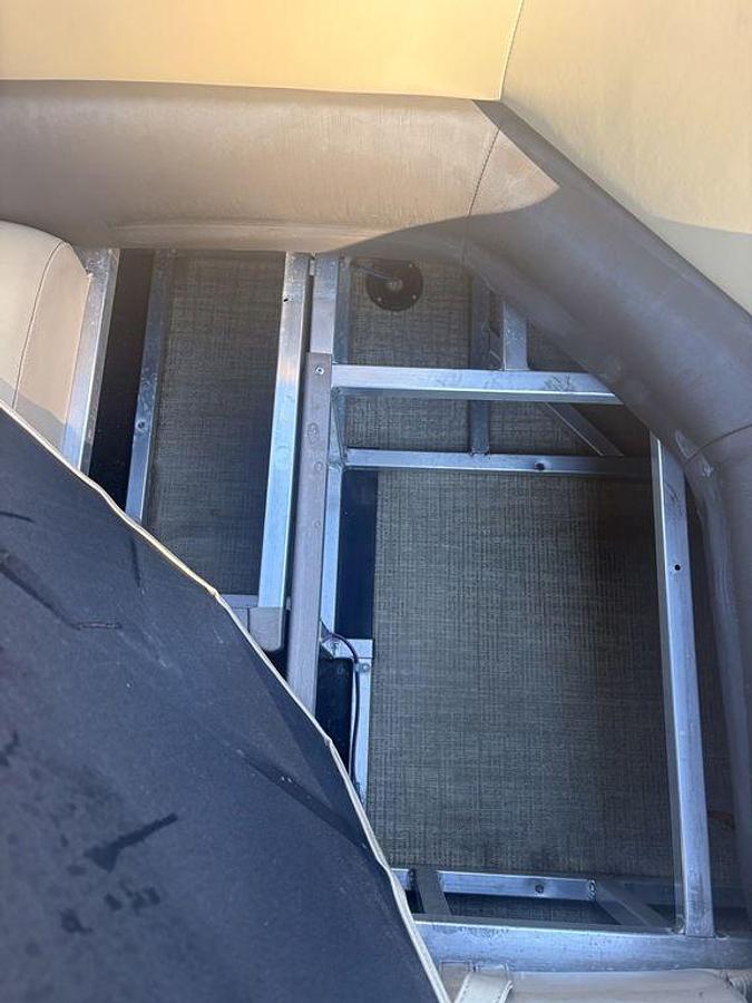 Used 2022 Avalon 2785 EL