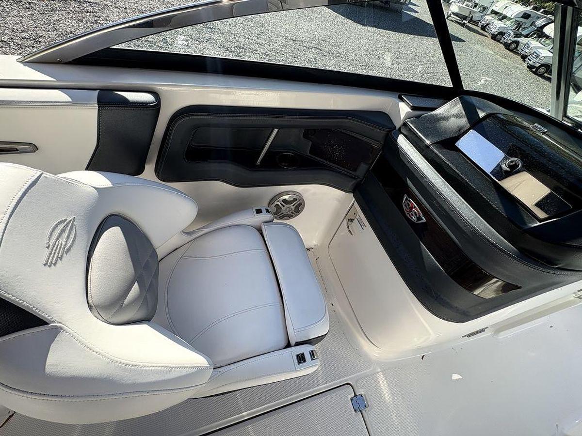Used 2020 Chaparral 257 SSX