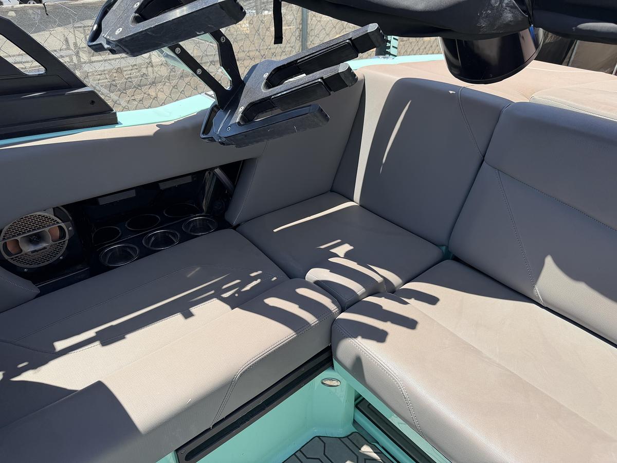 Used 2022 Mastercraft NXT 20