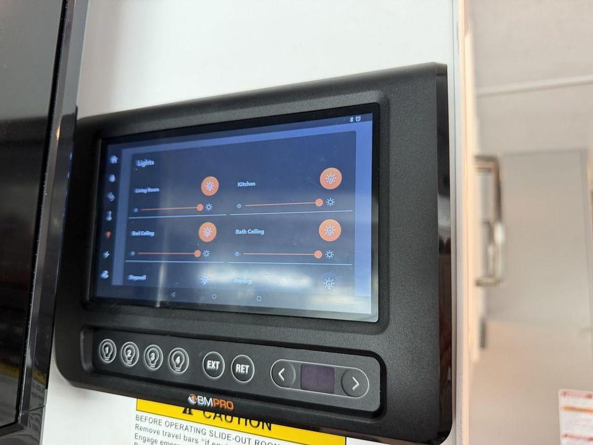 Used 2025 Thor Geneva