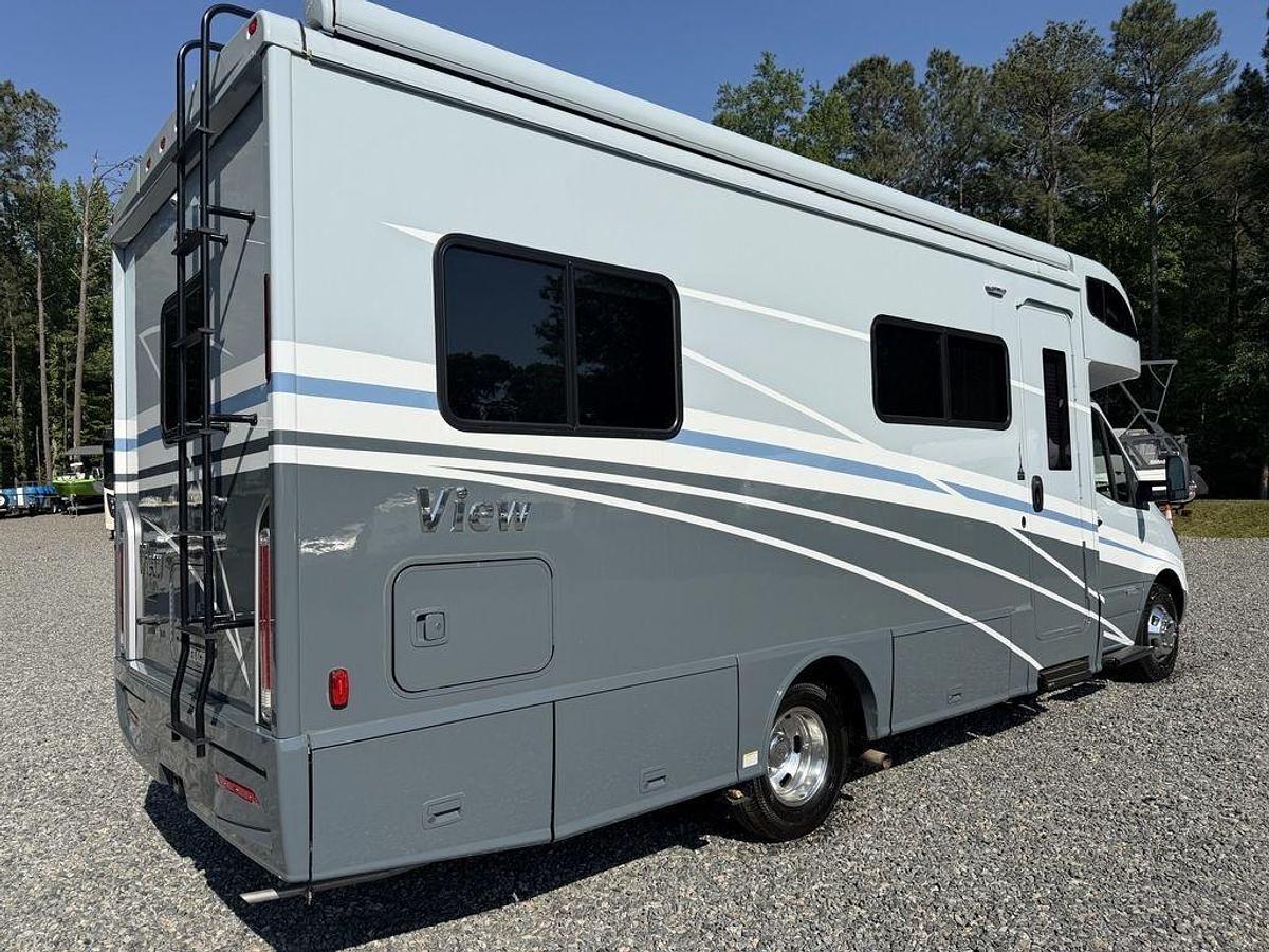 Used 2024 Winnebago View 24V