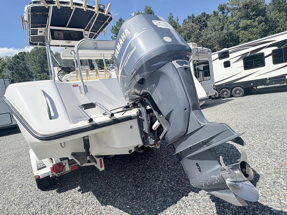 Used 2002 Century 2300 CC