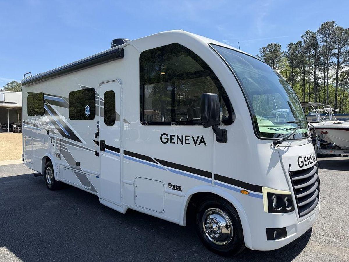 Used 2025 Thor Geneva