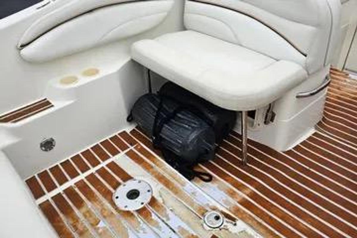 Used 2002 Wellcraft 2600