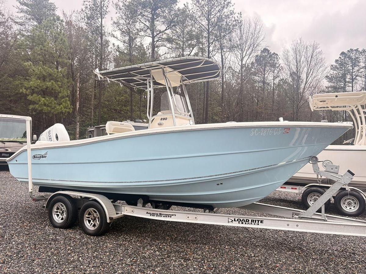 Used 2022 Bulls Bay 230