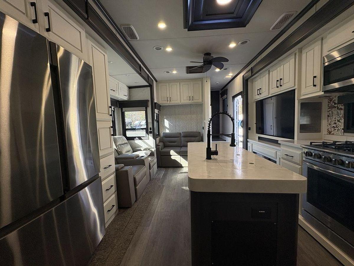 Used 2023 DRV Mobile Suites Luxury 44 ORLANDO