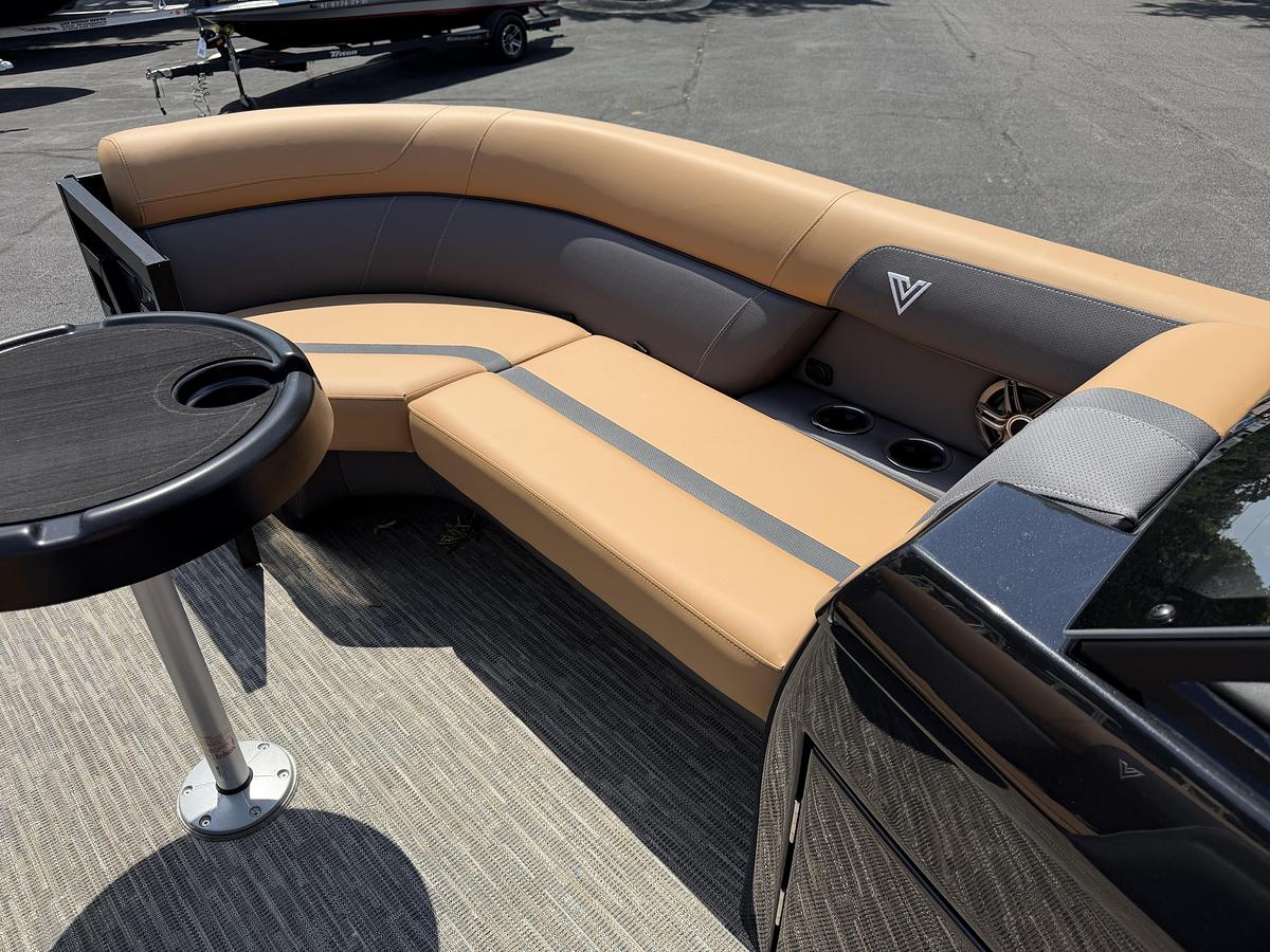 2027 Viaggio Lago X-22S