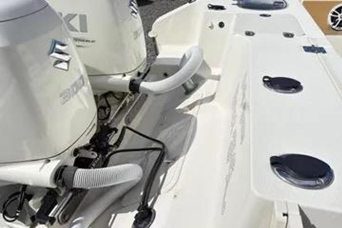 Used 2017 Carolina Skiff Sea Chaser 27
