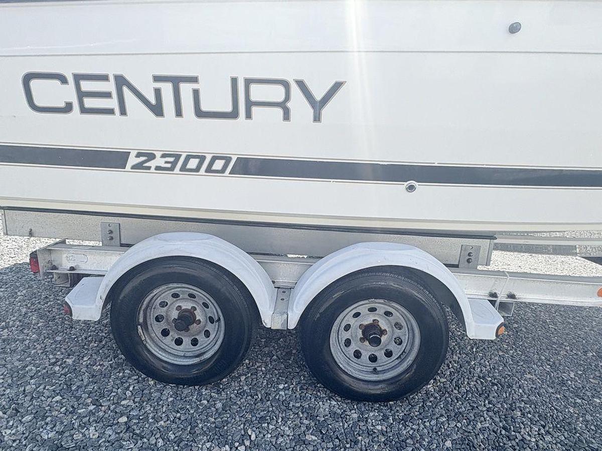 Used 2002 Century 2300 CC