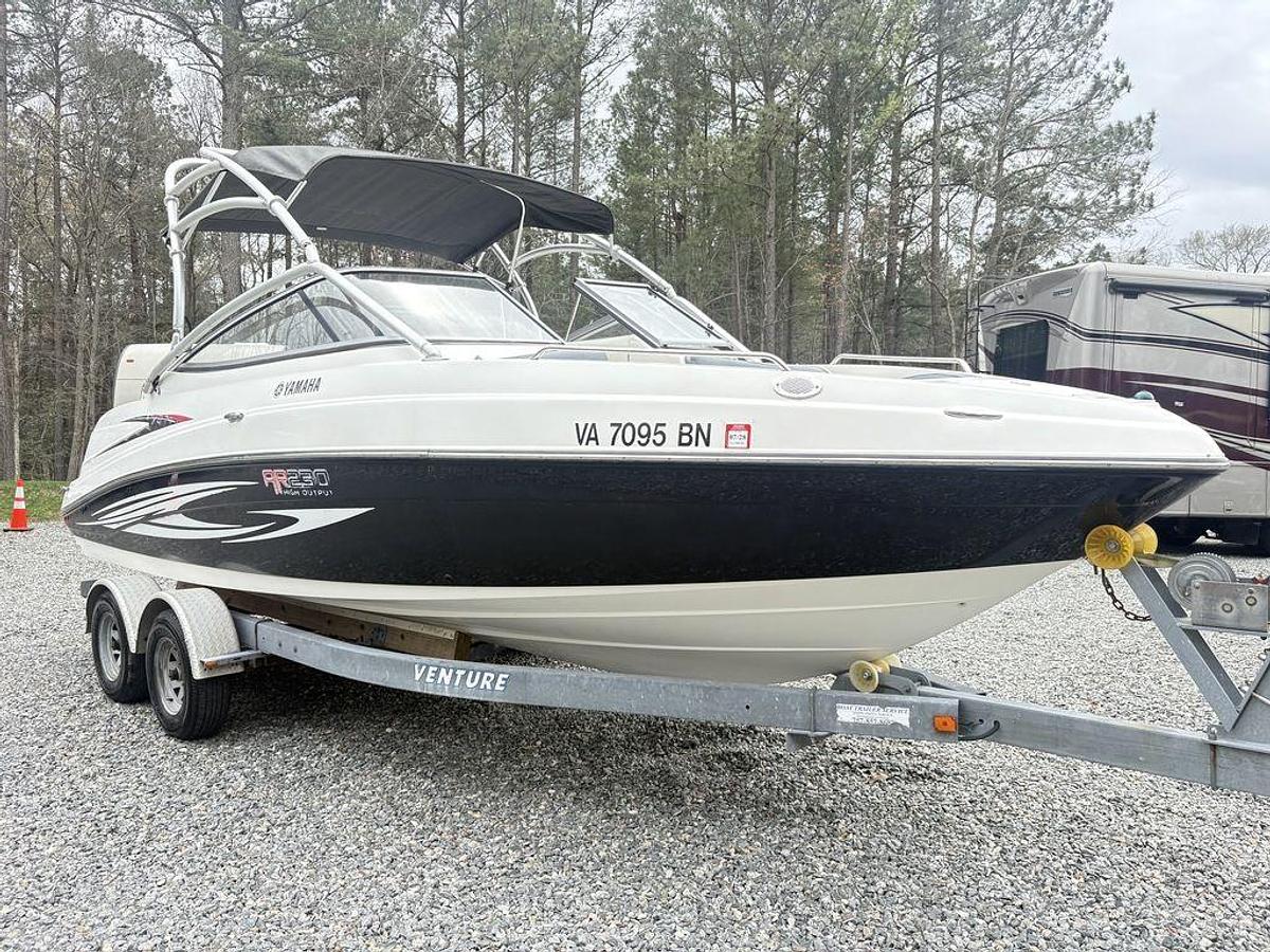 Used 2006 Yamaha AR230