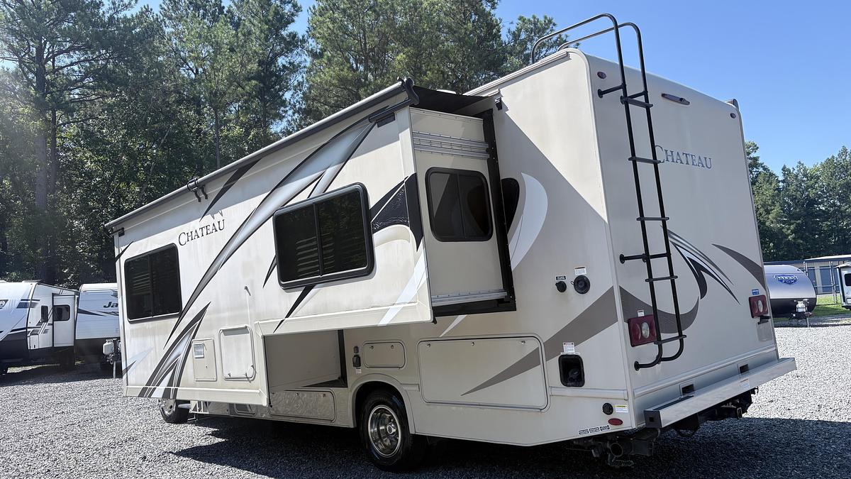Used 2020 Thor Chateau