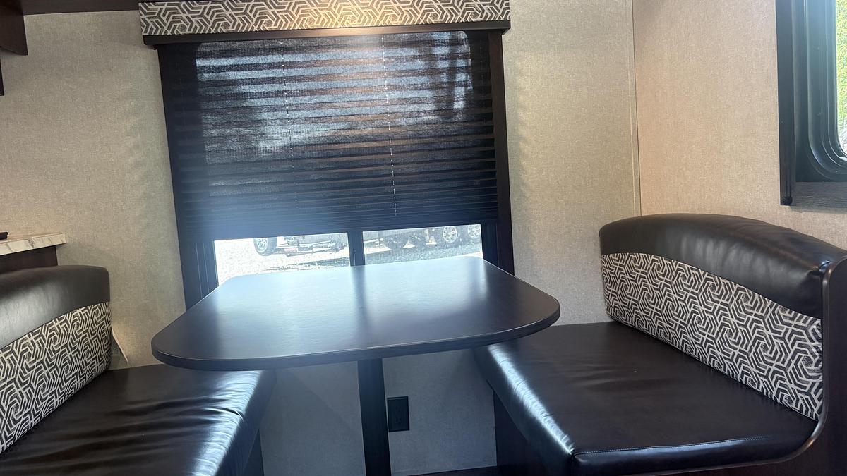 Used 2019 Jayco Jay Flight SLX M-212 QB