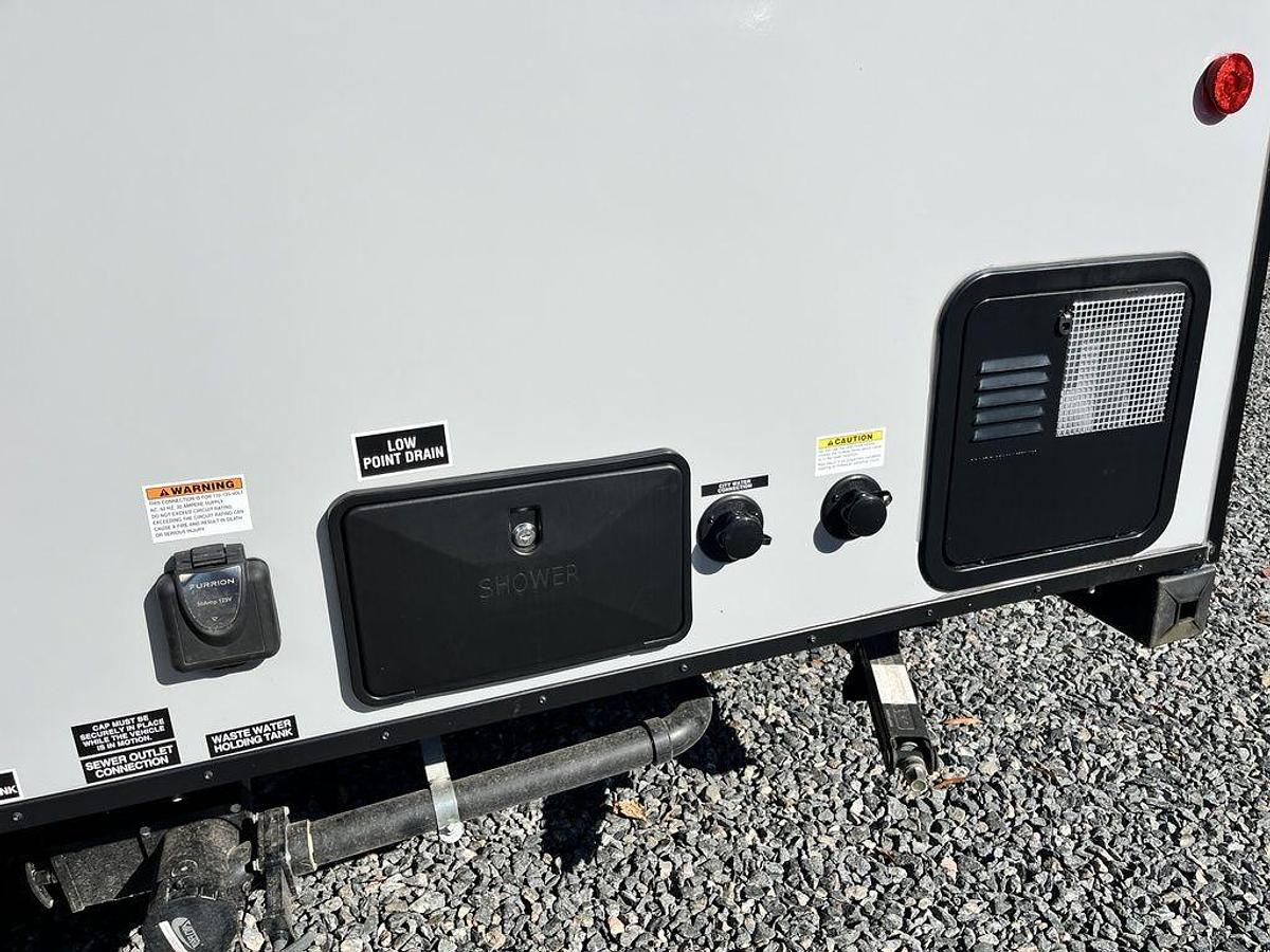 Used 2022 Venture RV M169VRK