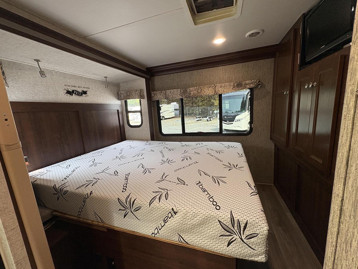 Used 2017 Forest River Forester 3011DS