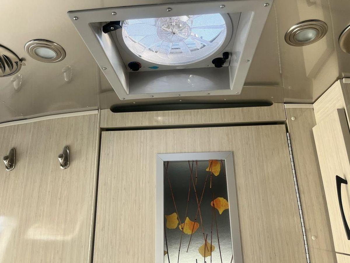 Used 2019 Airstream International Serenity