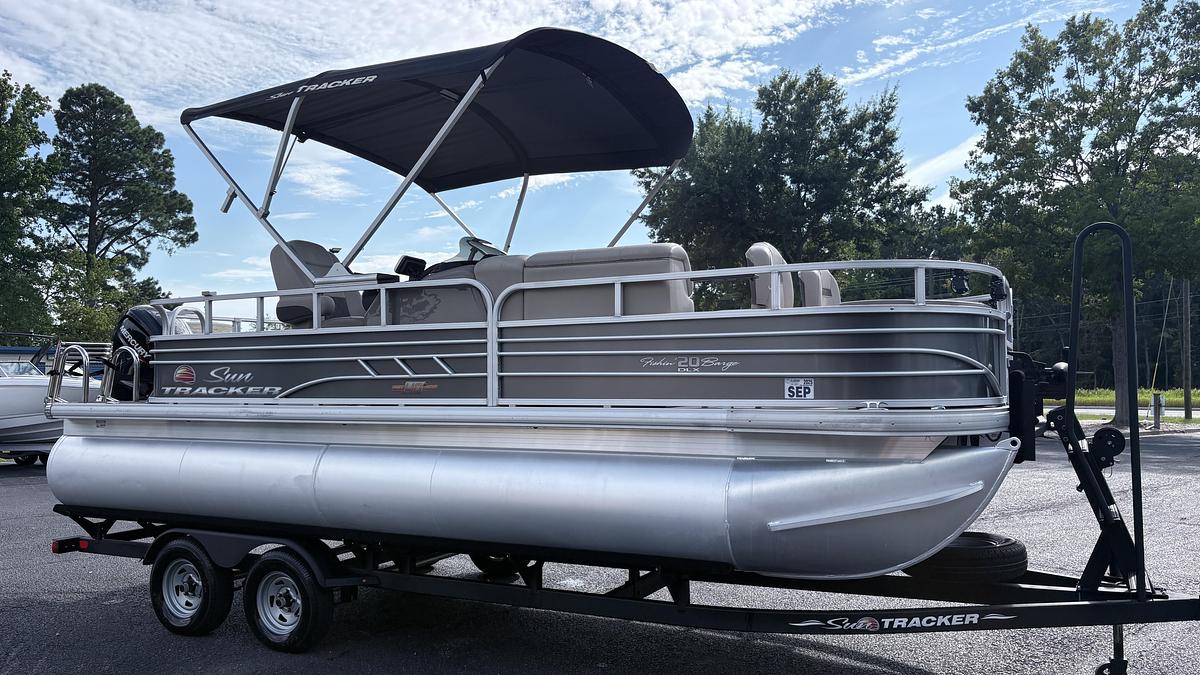 Used 2023 Suntracker Fishing Barge 20DL
