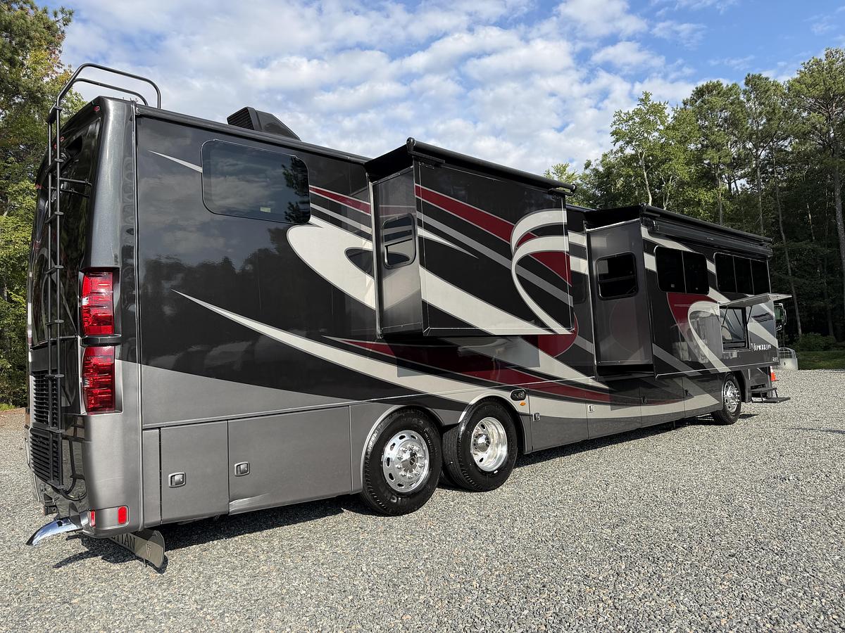 Used 2021 Thor Venetian