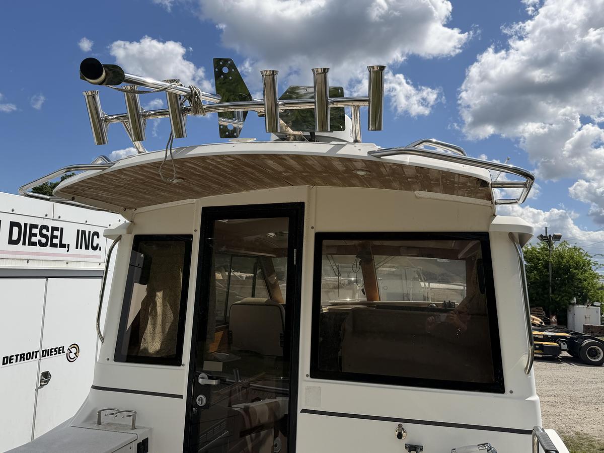 Used 2016 Cutwater C 28