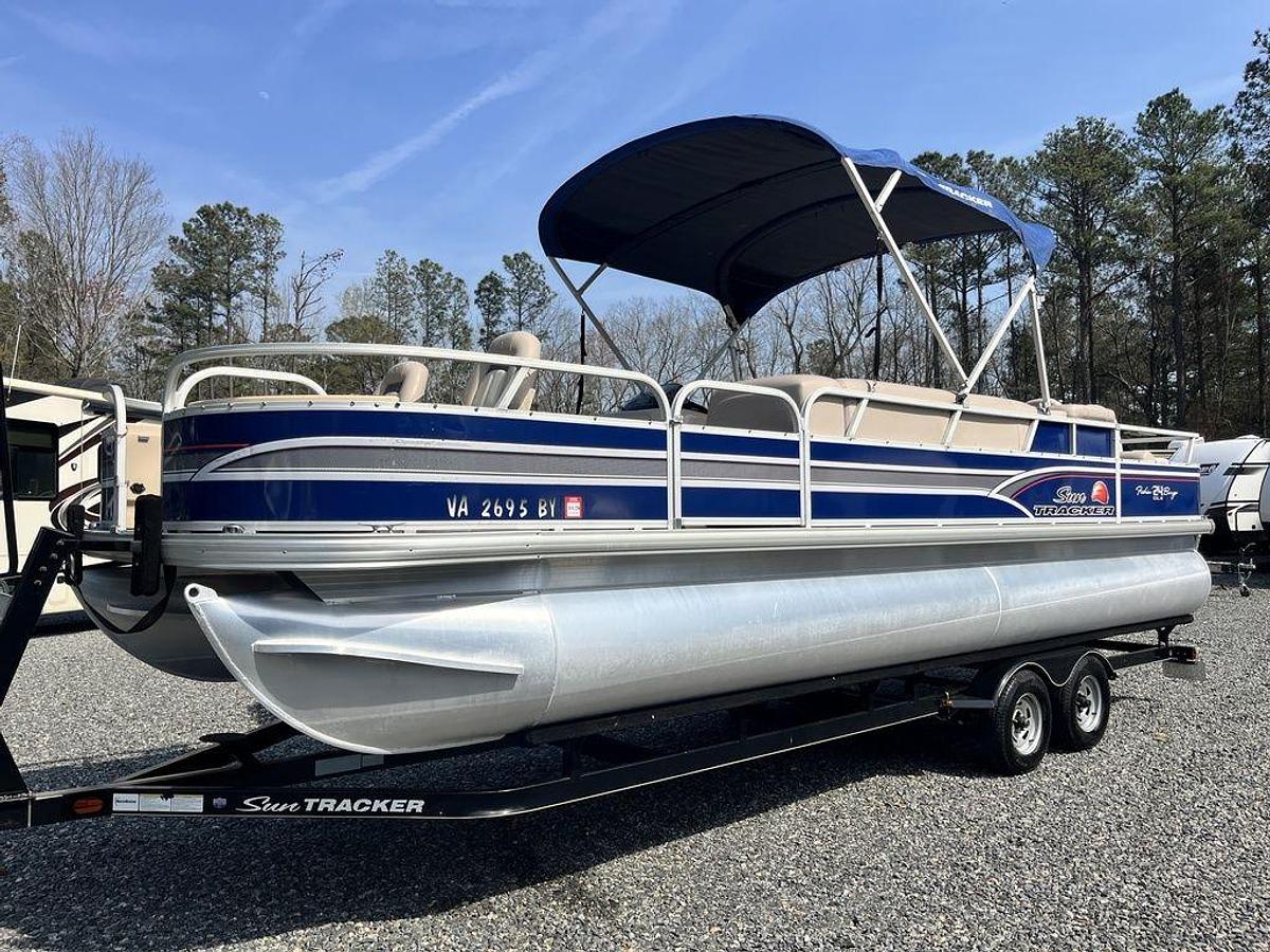 Used 2015 Sun Tracker Fishin Barge
