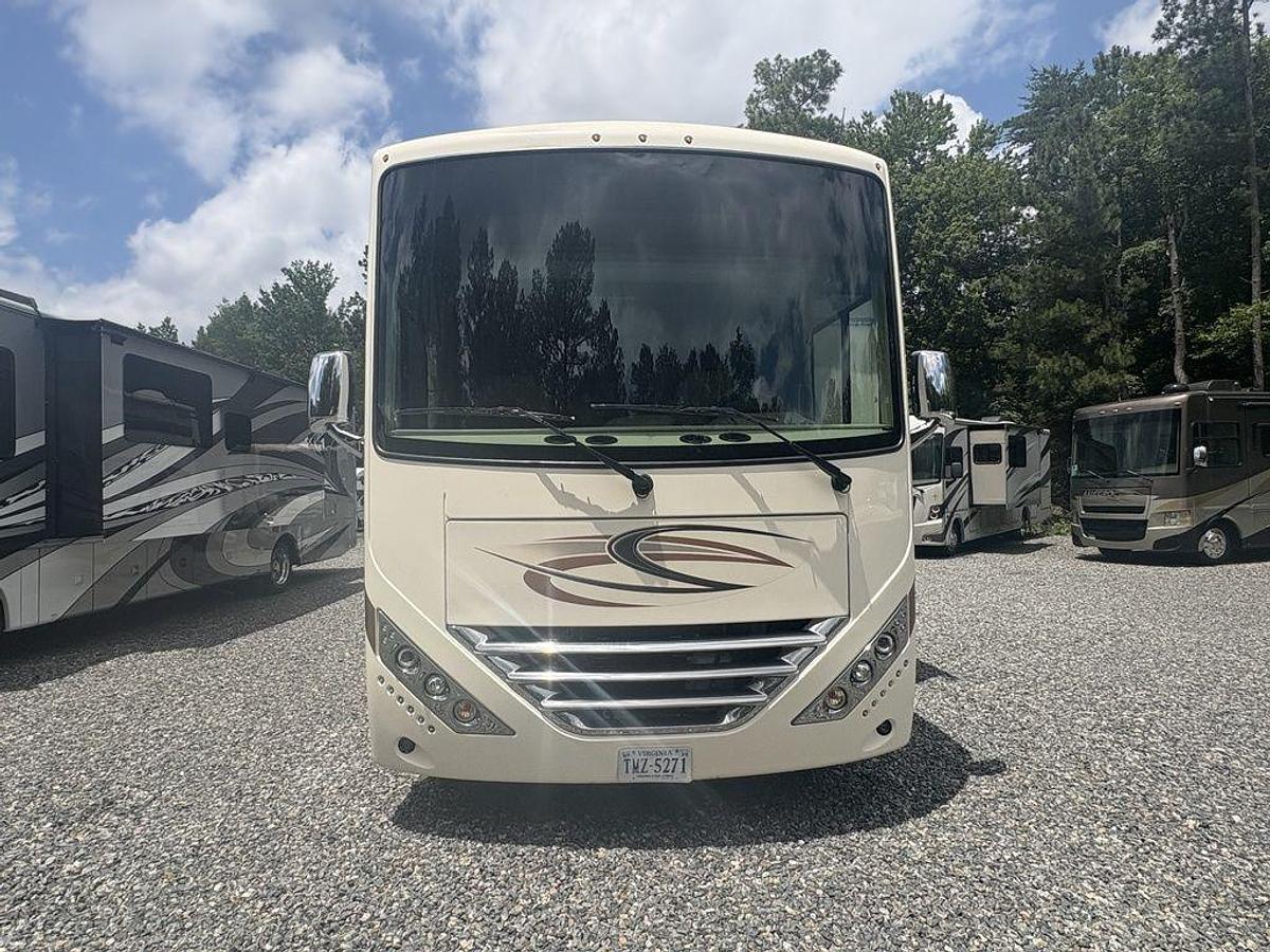 2020 Thor Motor Coach Hurricane 35M