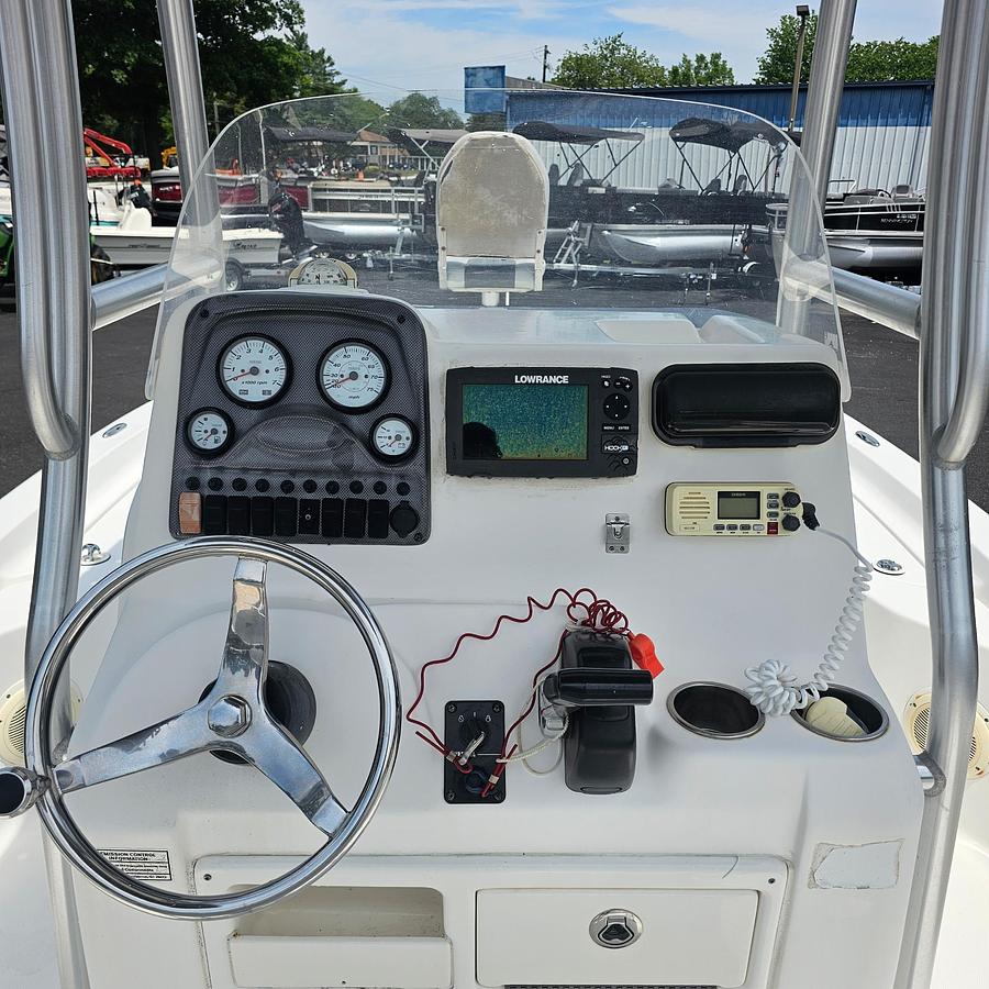 Used 2014 Tidewater 2200 Carolina Bay