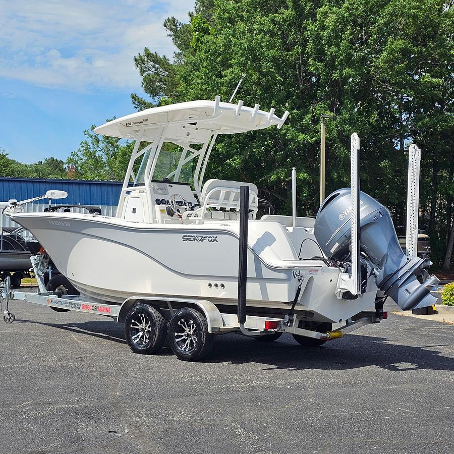 Used 2023 Sea Fox Commander 228