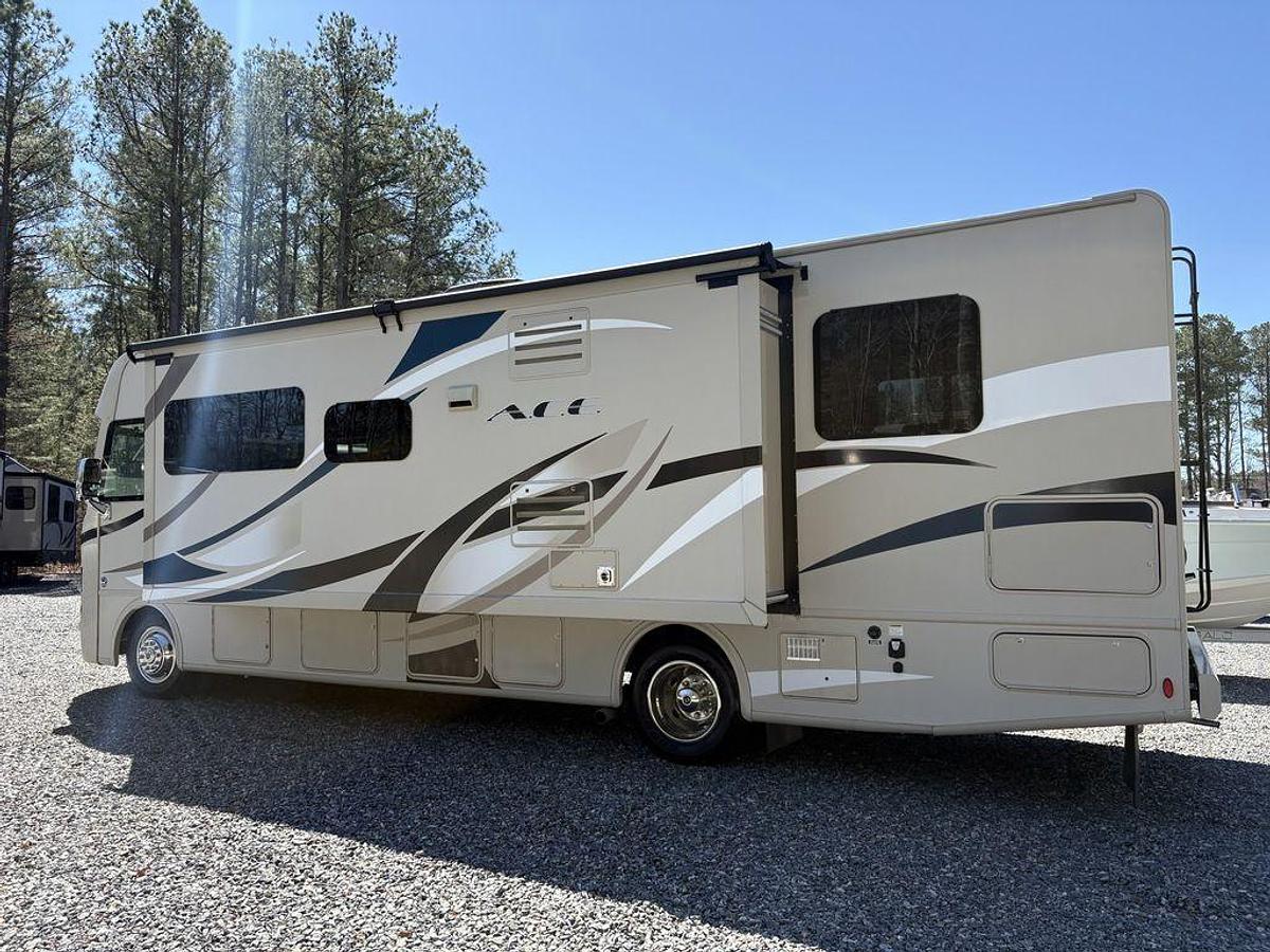 Used 2017 Thor Motor Coach A.C.E. 30.4