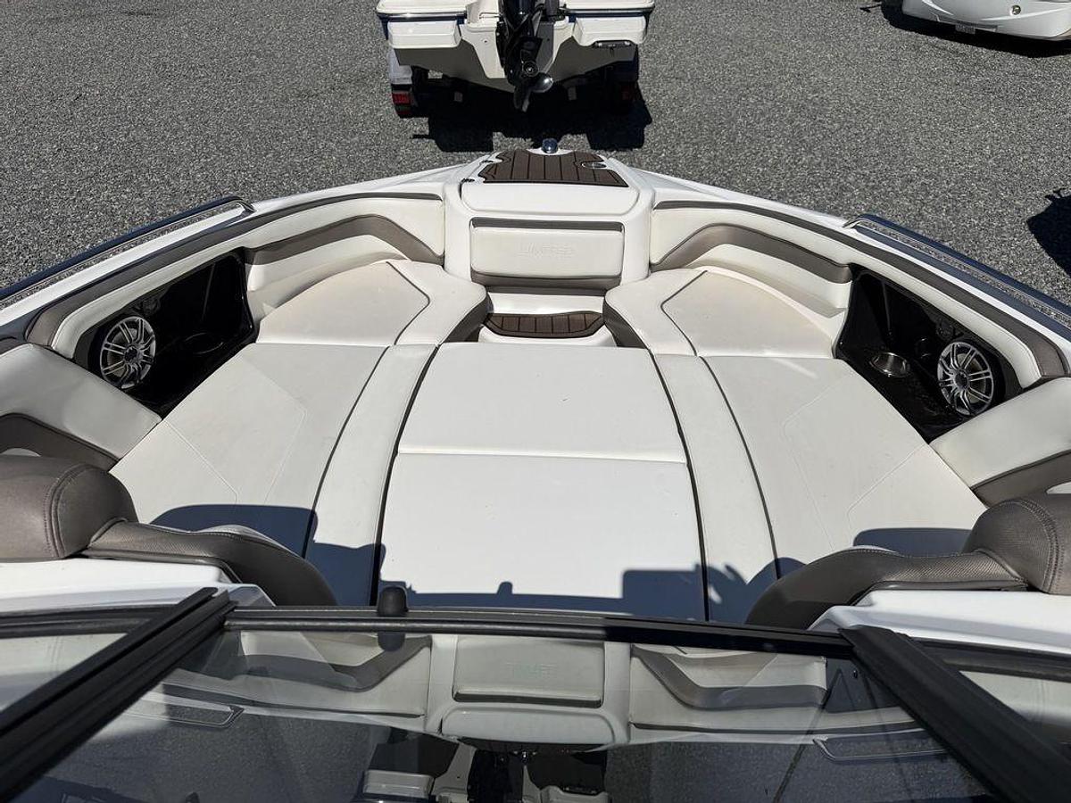 Used 2016 Yamaha 242 Limited S