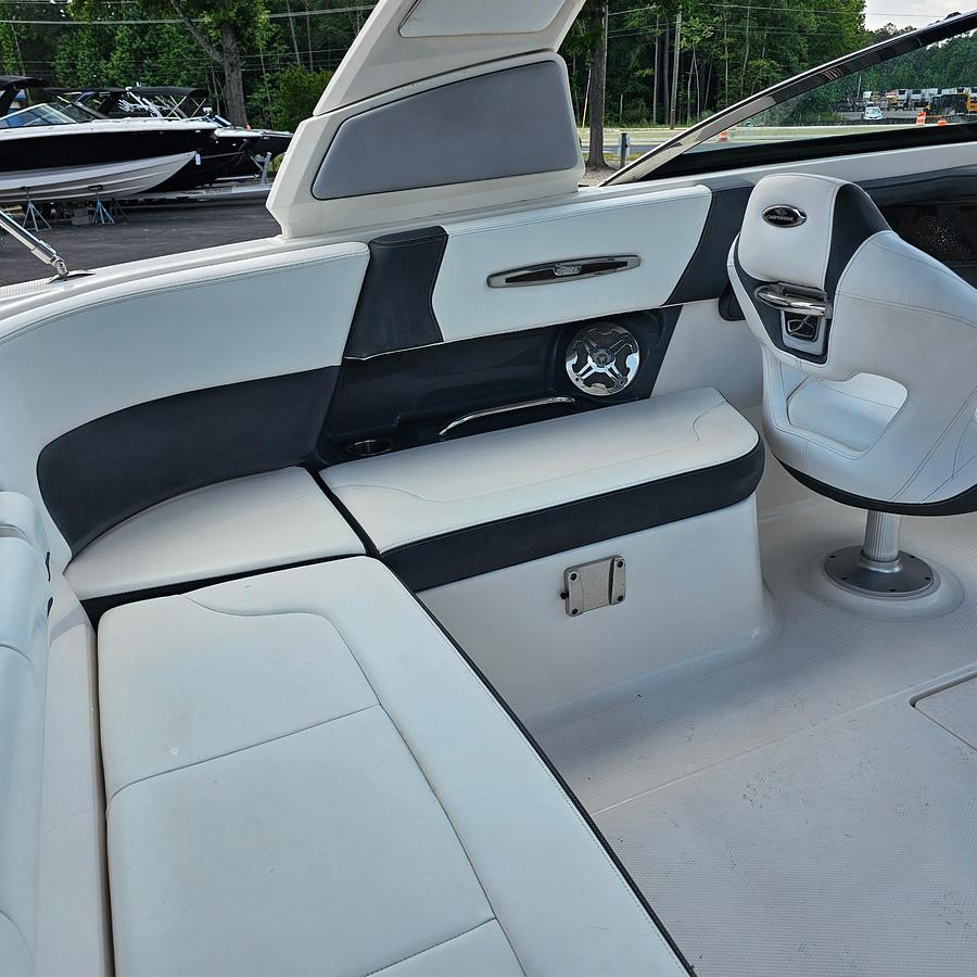 Used 2020 Chaparral 257 SSX