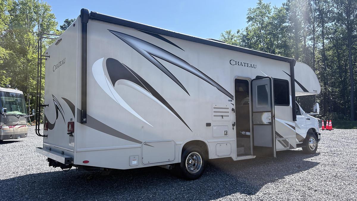 Used 2020 Thor Chateau