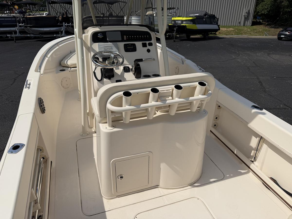 Used 2017 Grady White Fisherman 209