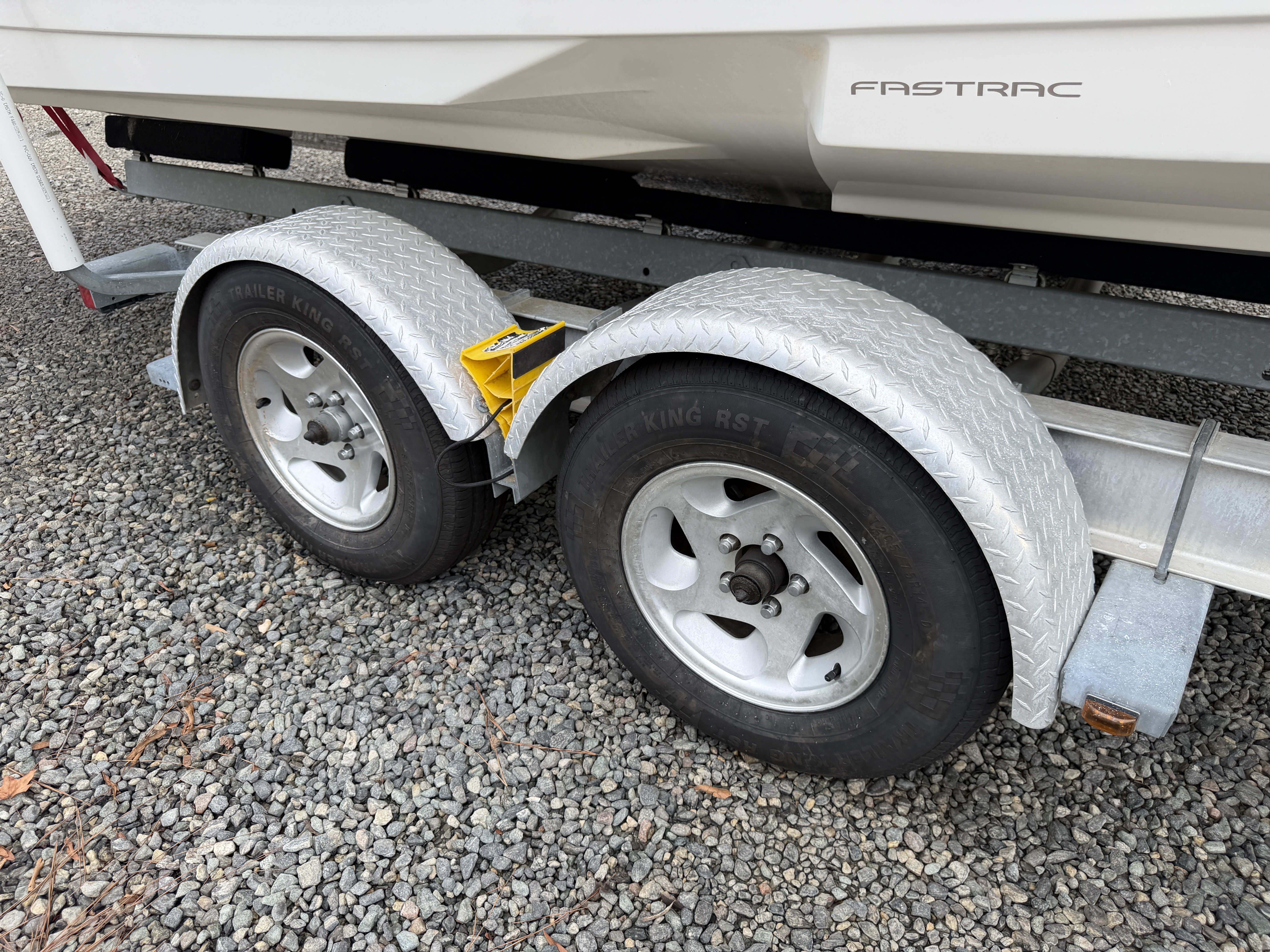 Used 2005 Regal 2400 #B-14F224T