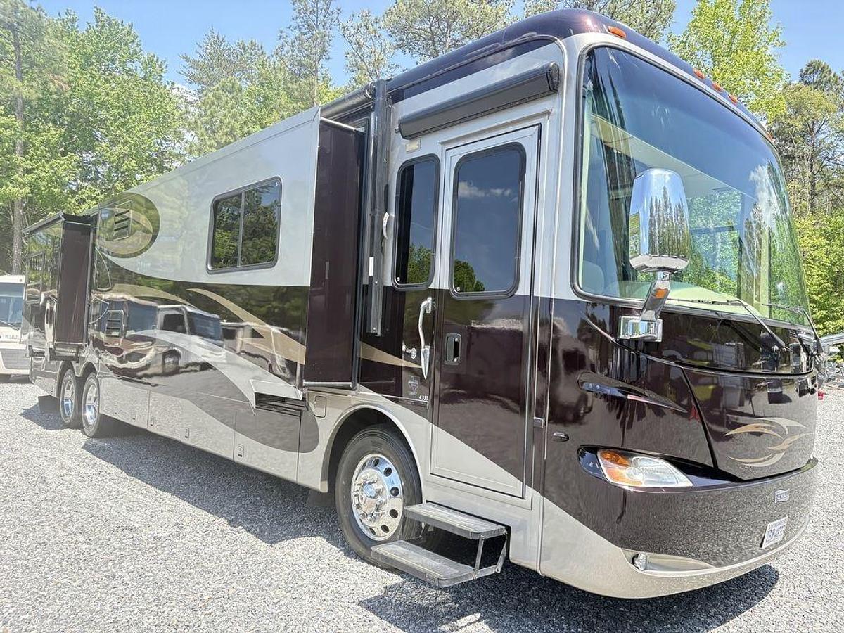 Used 2010 Newmar Ventana M-4333