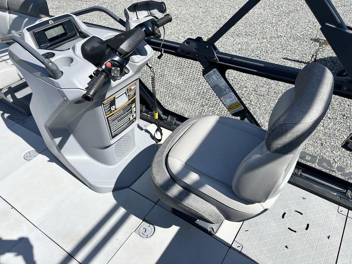 Used 2022 Sea-Doo Switch Cruise 21