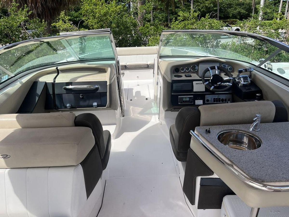 Used 2014 Regal 3200