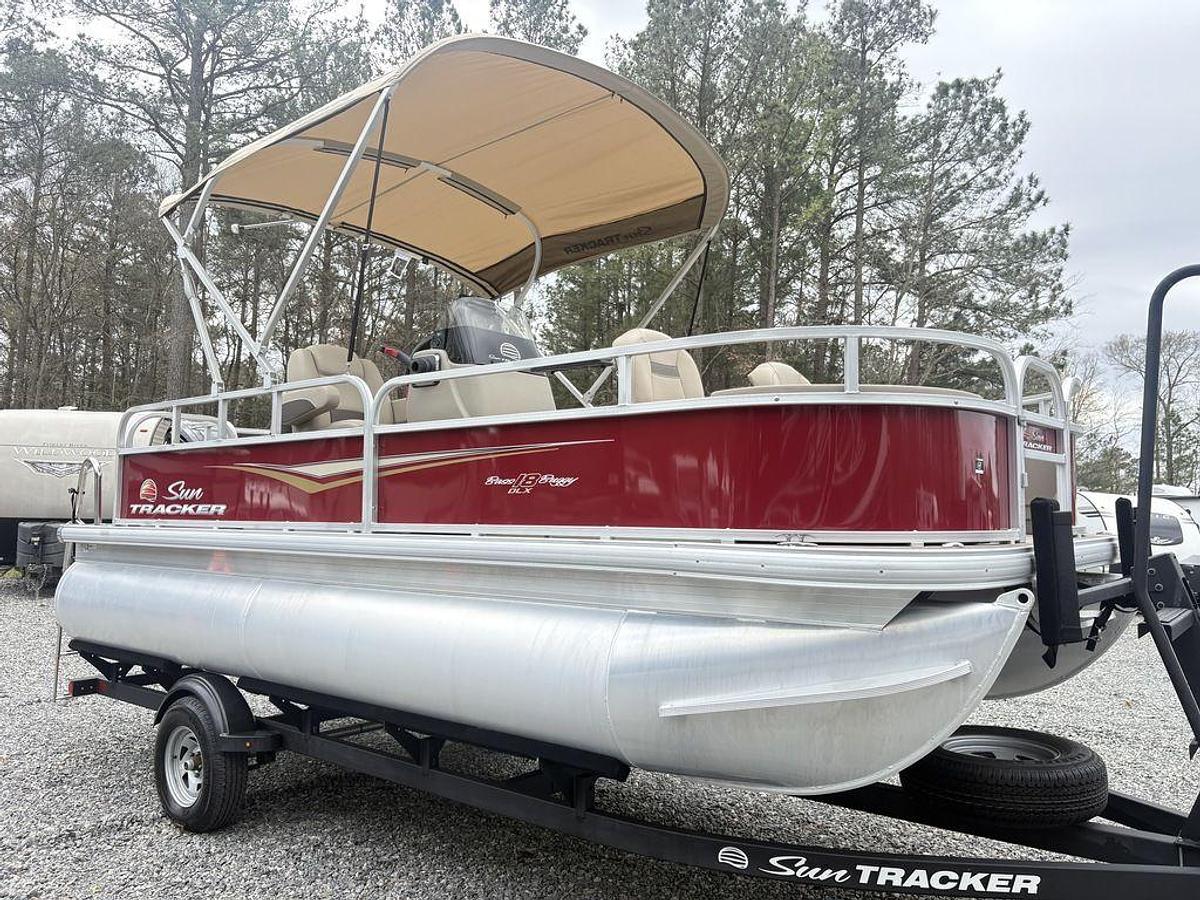 Used 2025 Sun Tracker Bass Buggy® 18 DLX