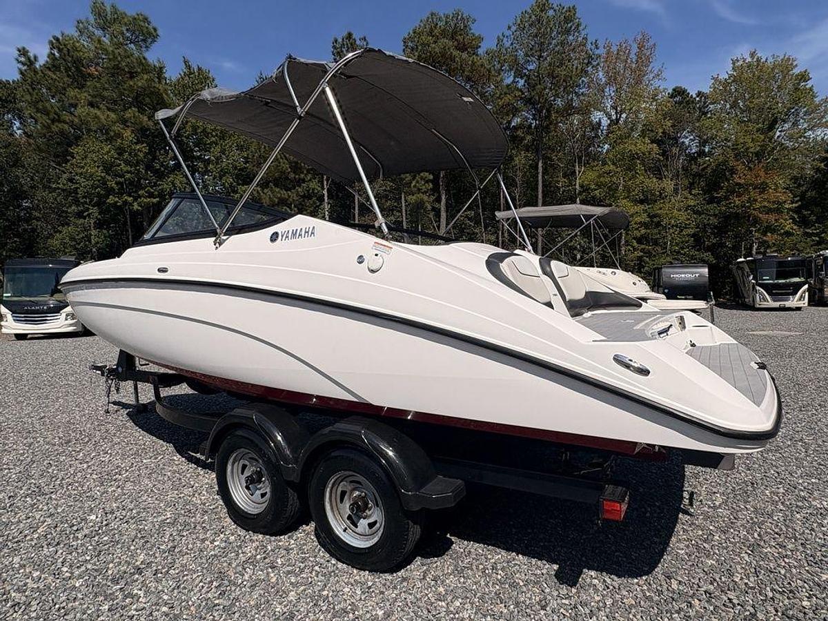 Used 2018 Yamaha SX 210