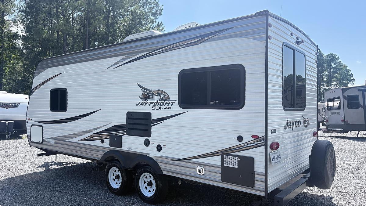 Used 2019 Jayco Jay Flight SLX M-212 QB