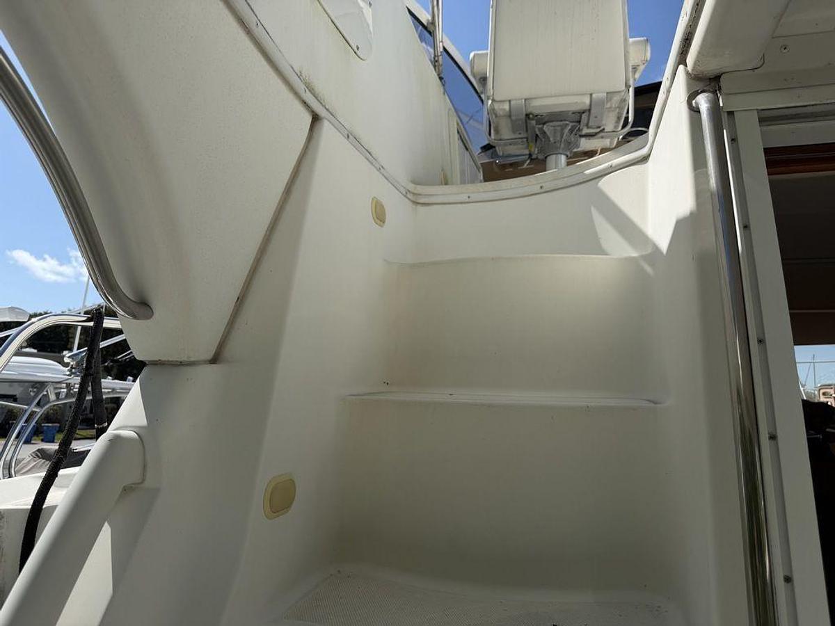 Used 2003 Carver Yachts 360 Sport Sedan