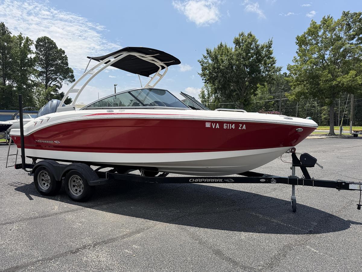 Used 2019 Chaparral H20 21