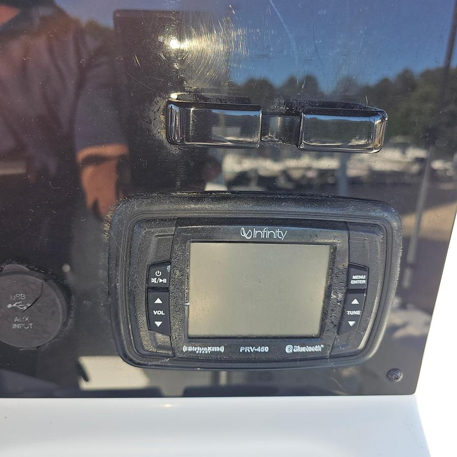 Used 2017 Sea Hunt 196 Ultra