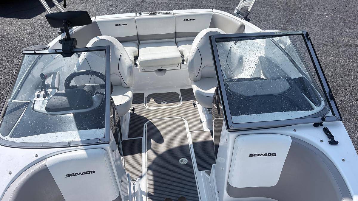 Used 2011 Sea Doo 180 Challenger SE W/TWR