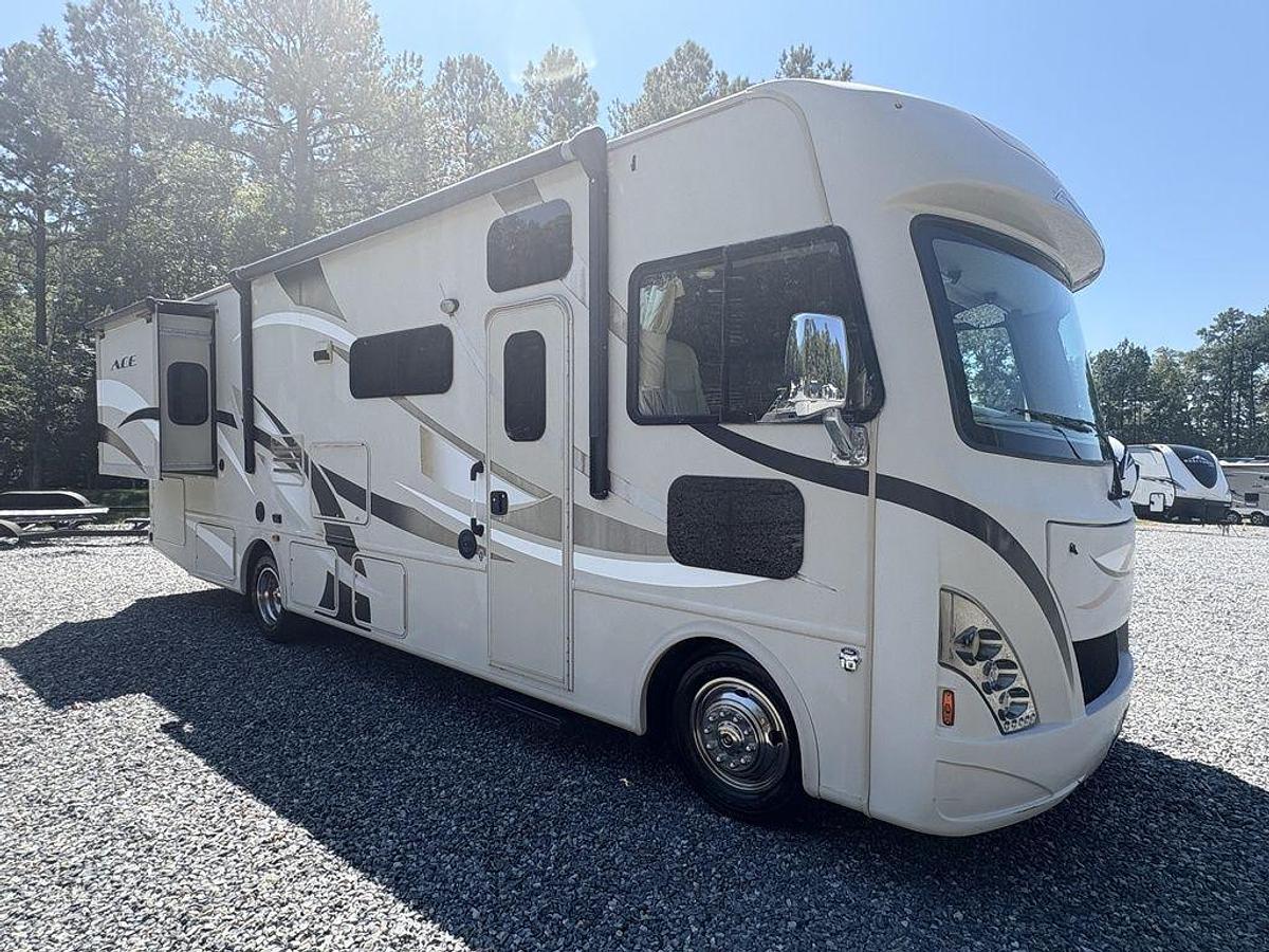 Used 2015 Thor Motor Coach A.C.E. 30.1