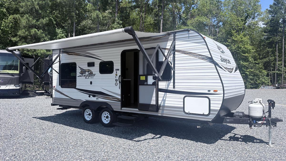 Used 2019 Jayco Jay Flight SLX M-212 QB