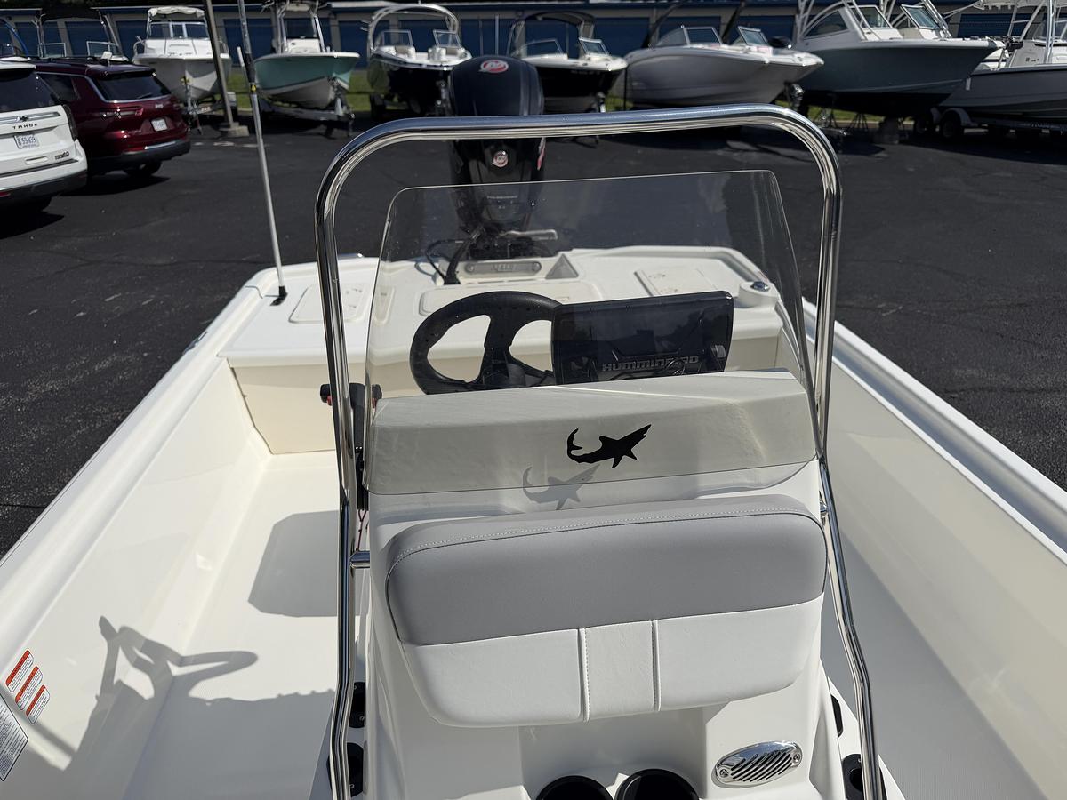 Used 2022 Mako Pro Skiff 19CC