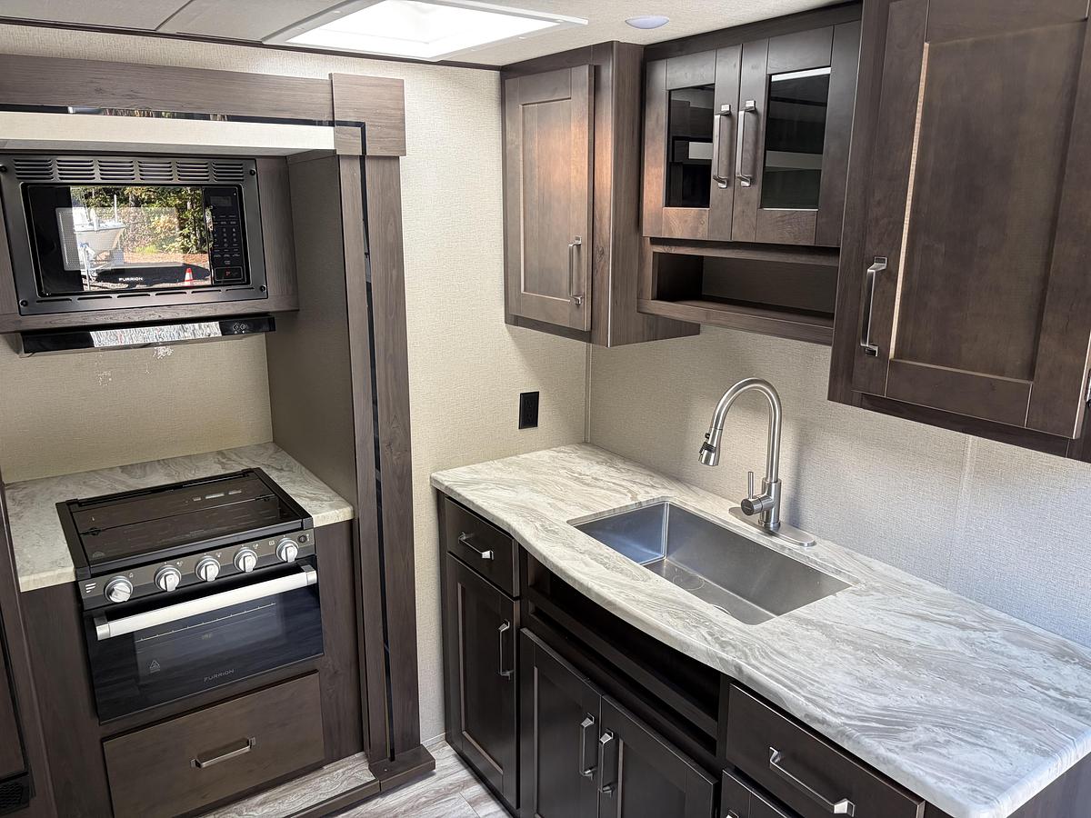 Used 2022 Grand Design Transcend Xplor 297QB