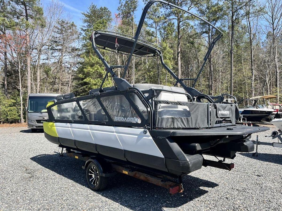 Used 2022 Sea-Doo Switch Cruise 21