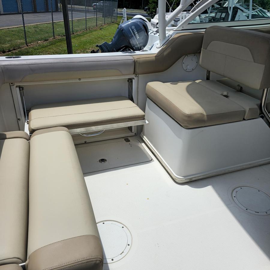 Used 2017 Sailfish 245